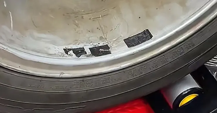 Wheel weight adhesive remover